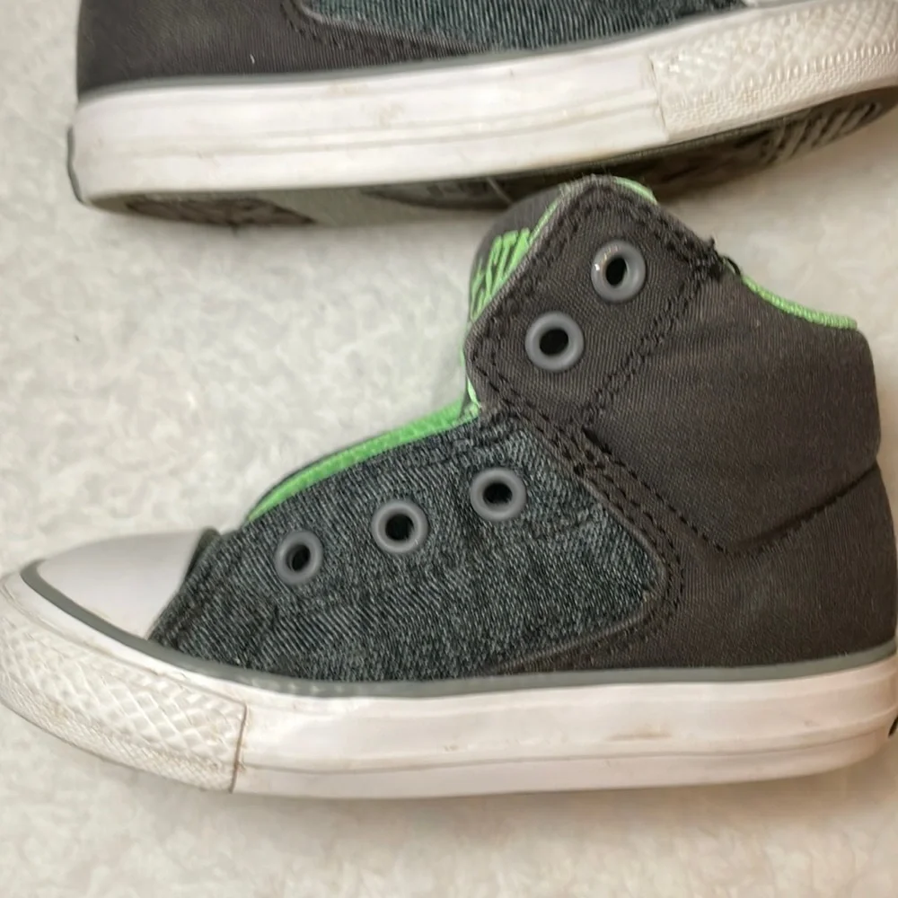 CONVERSE All Star Hi-top Toddler Size 7